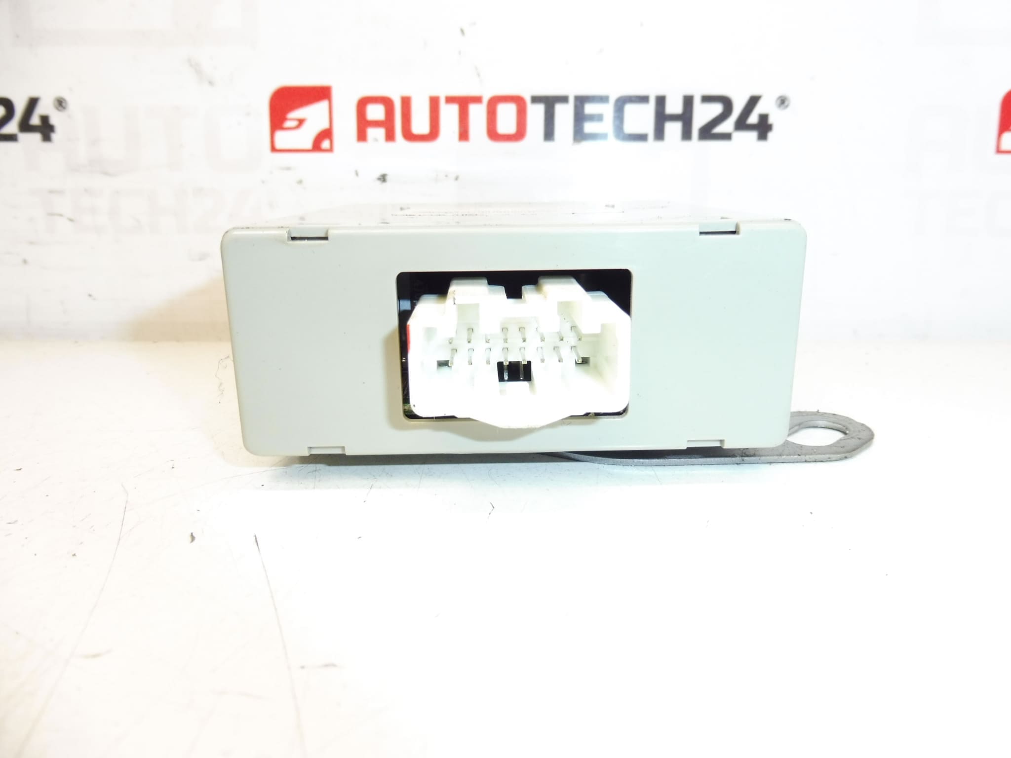 ECU 4WD Citroën C-Crosser Peugeot 4007 8631A676 314404 - Billede 2