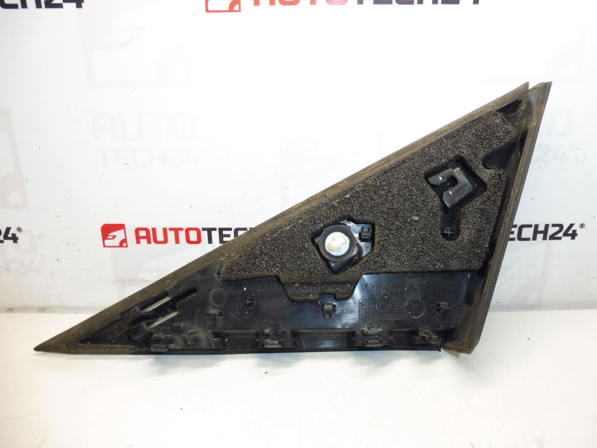 Afdækning foran højre spejl Peugeot 3008 og 5008 96842432XY 9025T0 - Billede 2