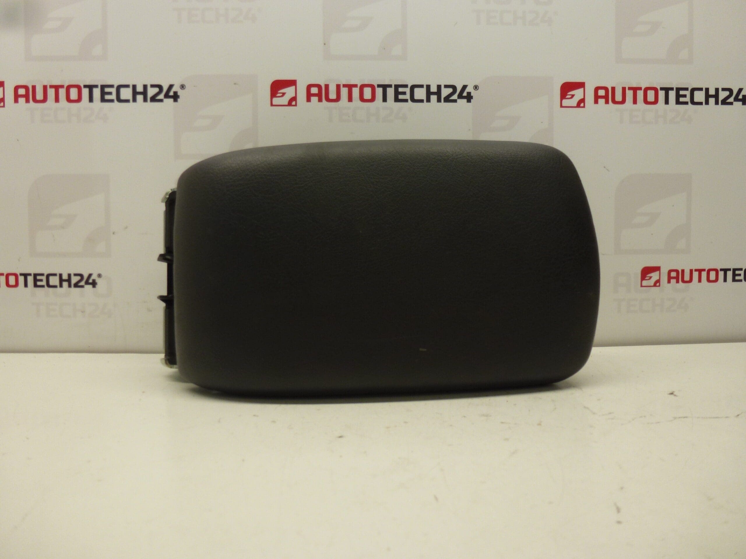 Midterarmlæn Peugeot 308 96587010ZD 7589SV